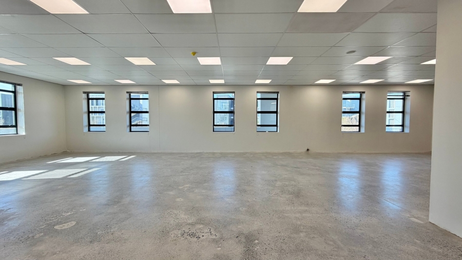 To Let Commercial Property for Rent in Paardevlei Western Cape